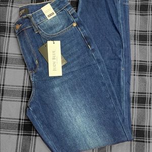 NWT! Judy Blue Women’s Boyfriend Jeans~ Size 3 ~